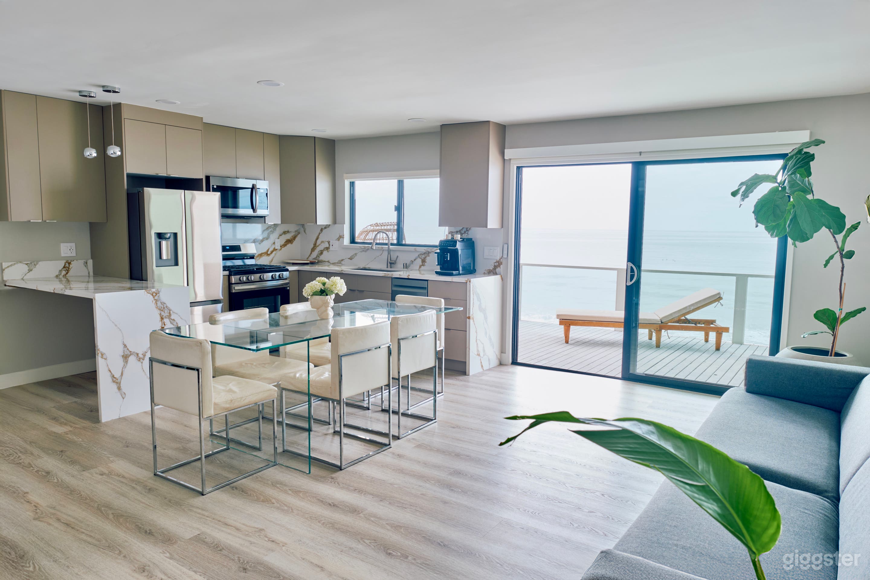 Malibu Oceanfront Photo 2