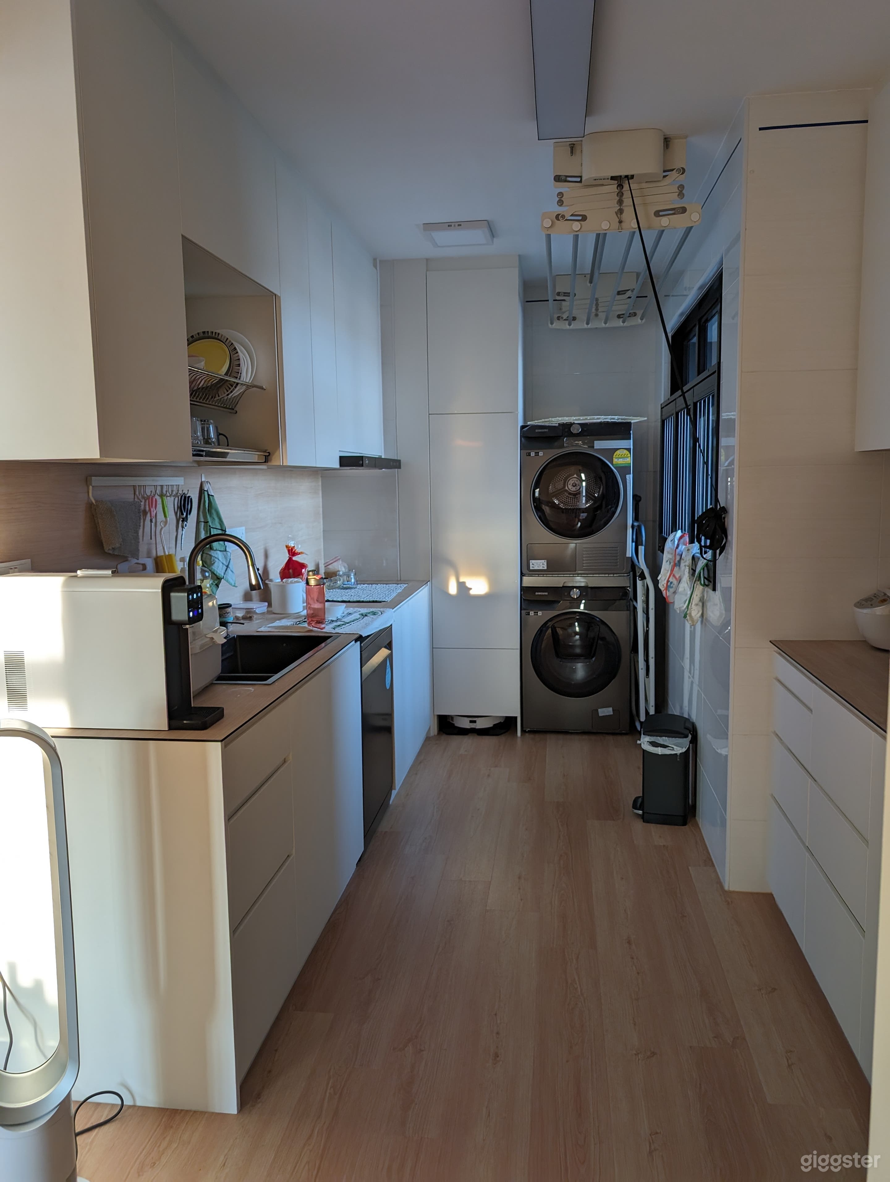 Bright, Airy, Modern, Minimalistic, Scandinavian 4 Room HDB Photo 3