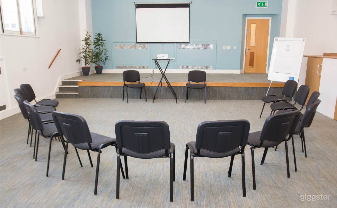 Conference Room in Bromley Photo 1