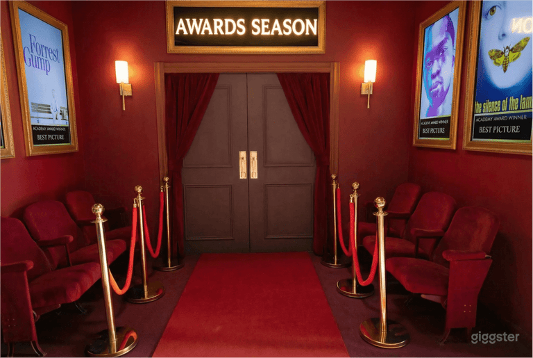  Chicago Multi‑Set Content Studio (8 Unique Looks) 