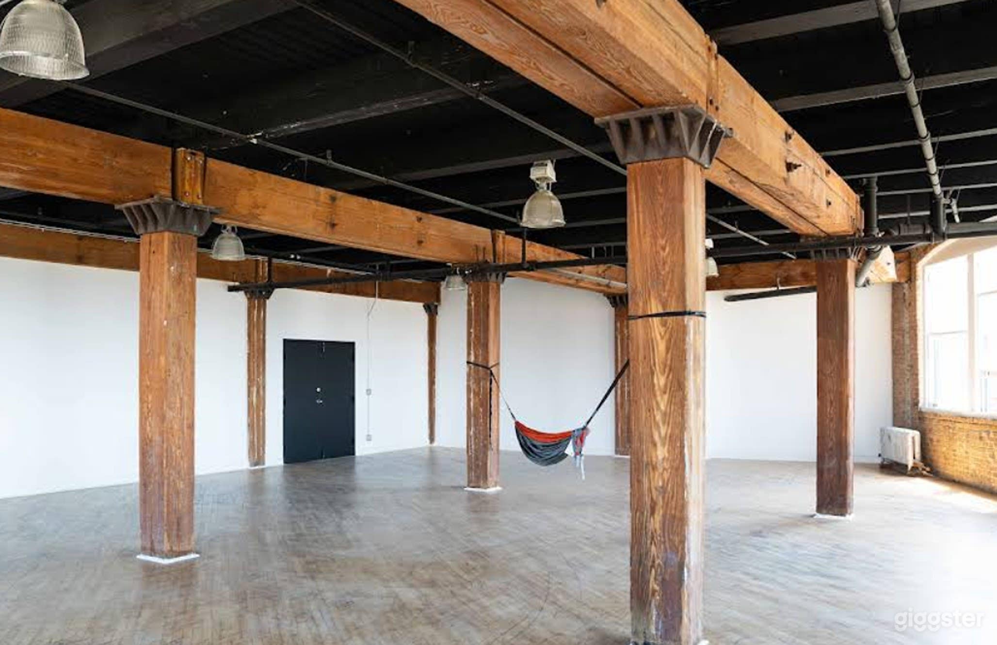 Chicago’s Ultimate Content Studio Photo 3