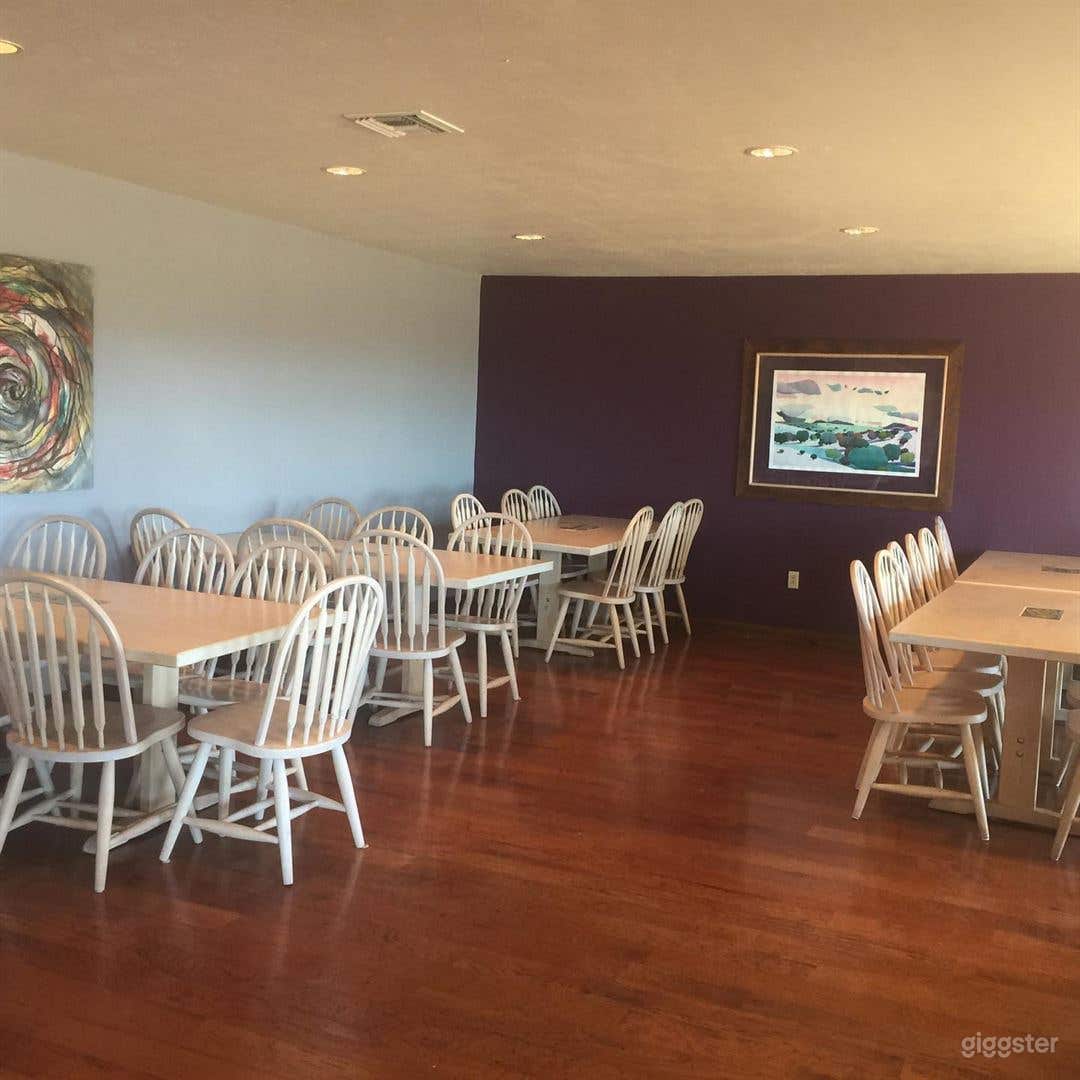 Vintage Room Photo 1