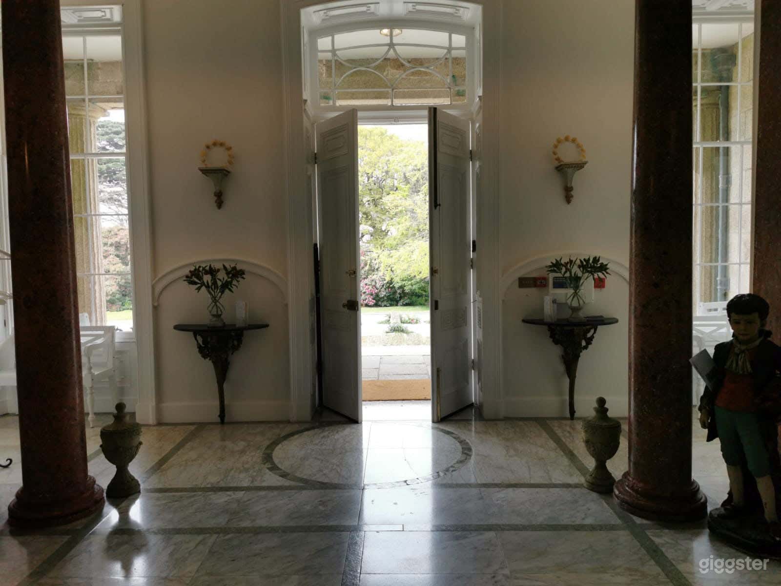 Regency Stately Home in 6 acres of glorious park  Photo 3