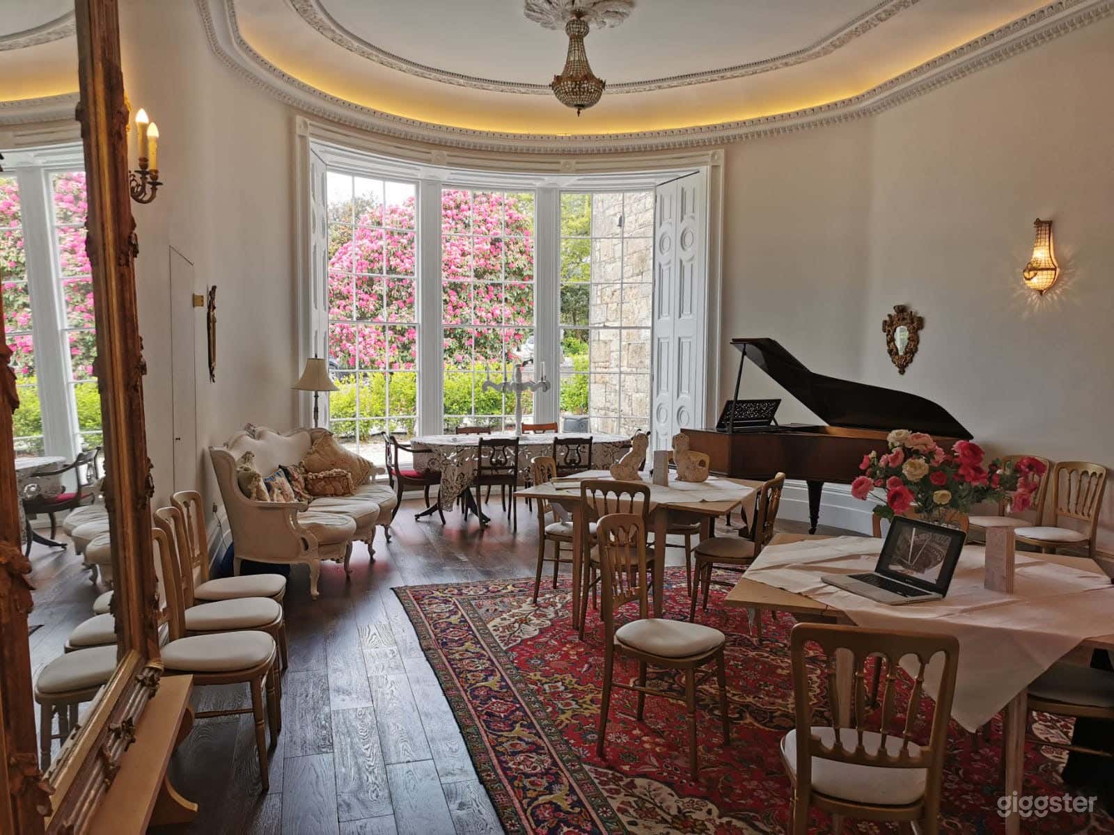 Regency Stately Home in 6 acres of glorious park  Photo 4