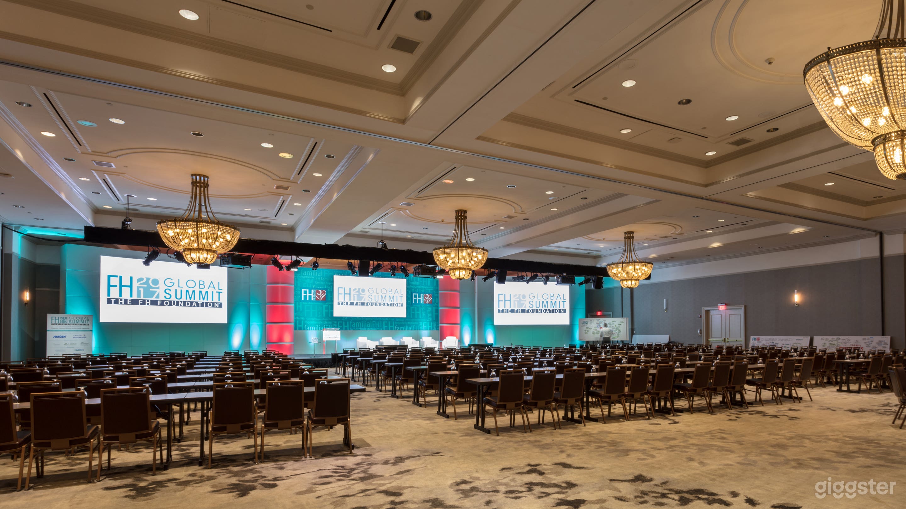 Grand Hotel Ballroom – Elegant & Versatile Event Space Photo 4