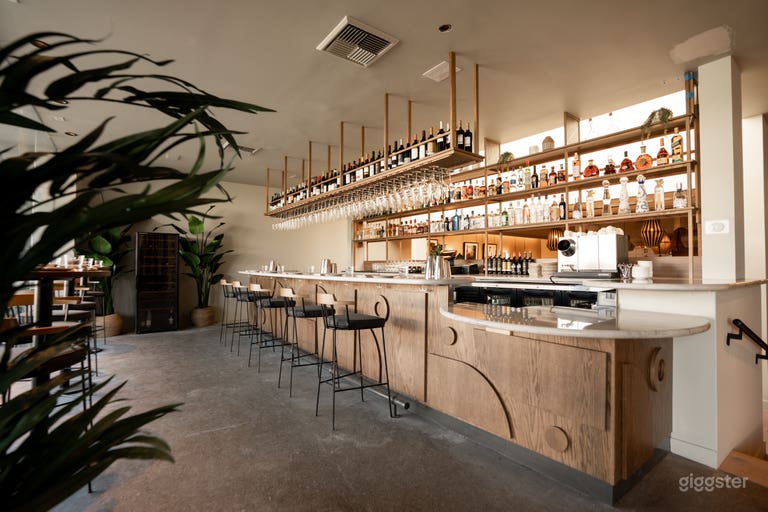  Large Spanish Restaurant with Bar, Store and Patio 