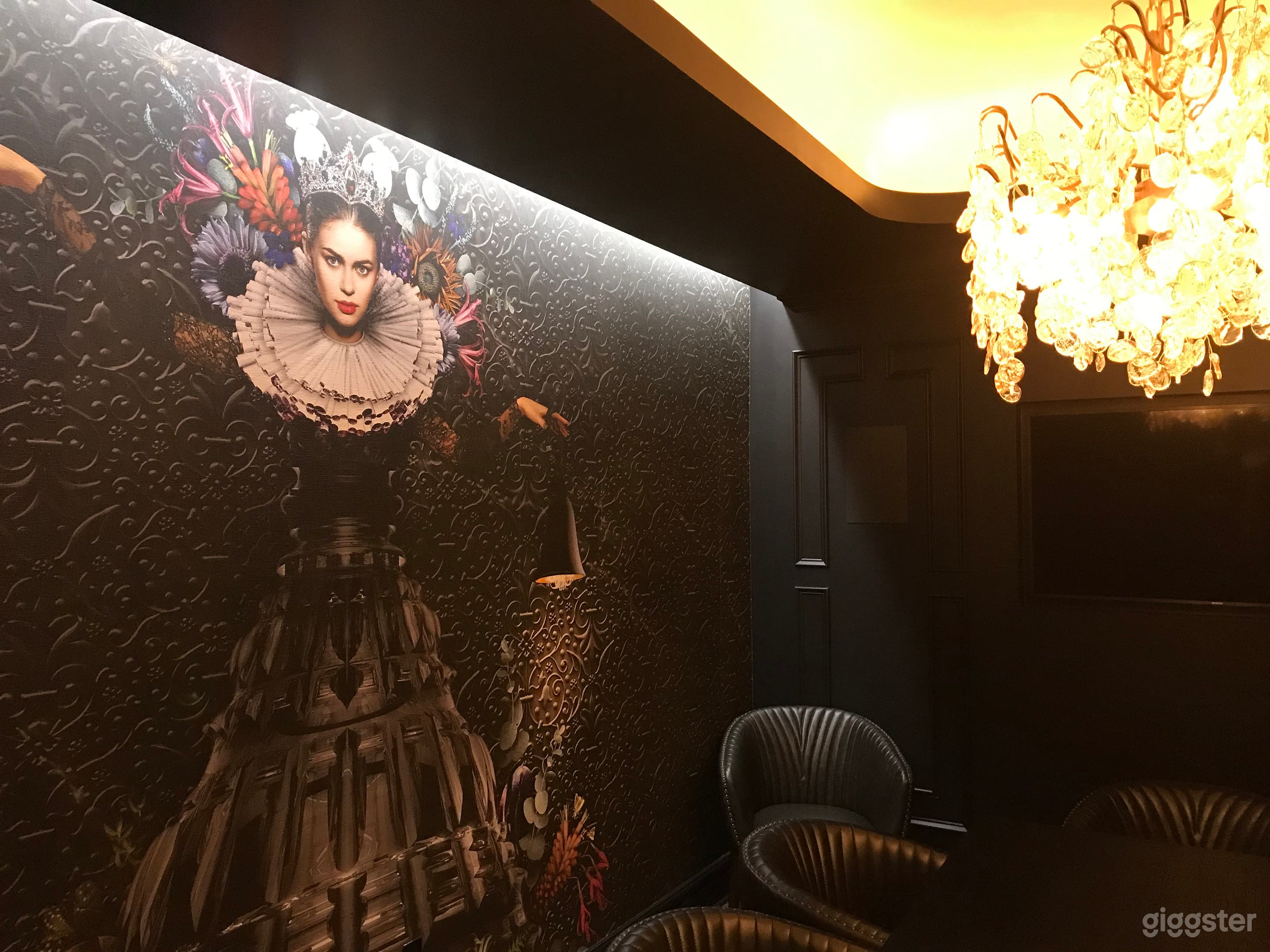 The Athena Room Photo 4