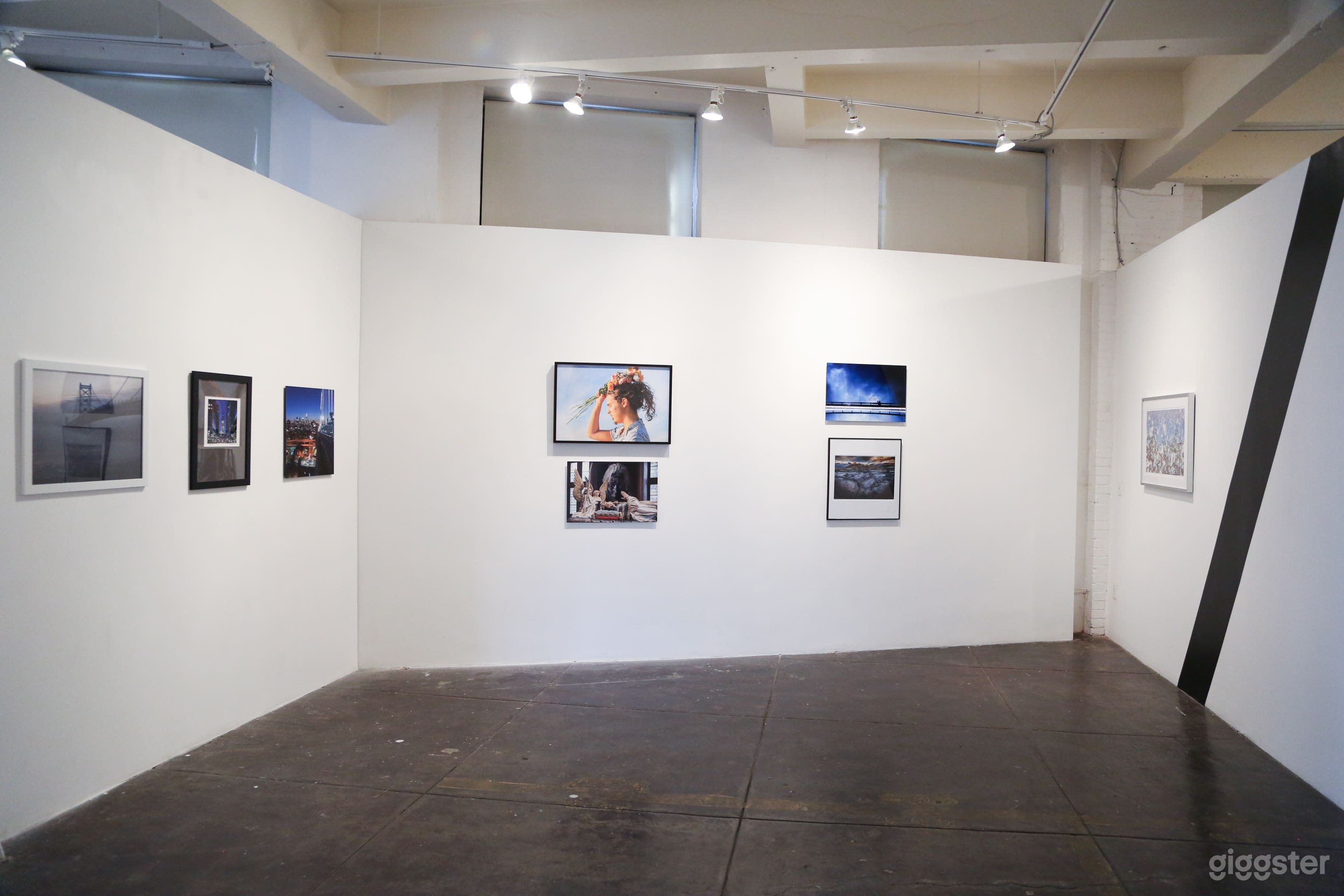 Modern Art Gallery for Event Rental Space Photo 4