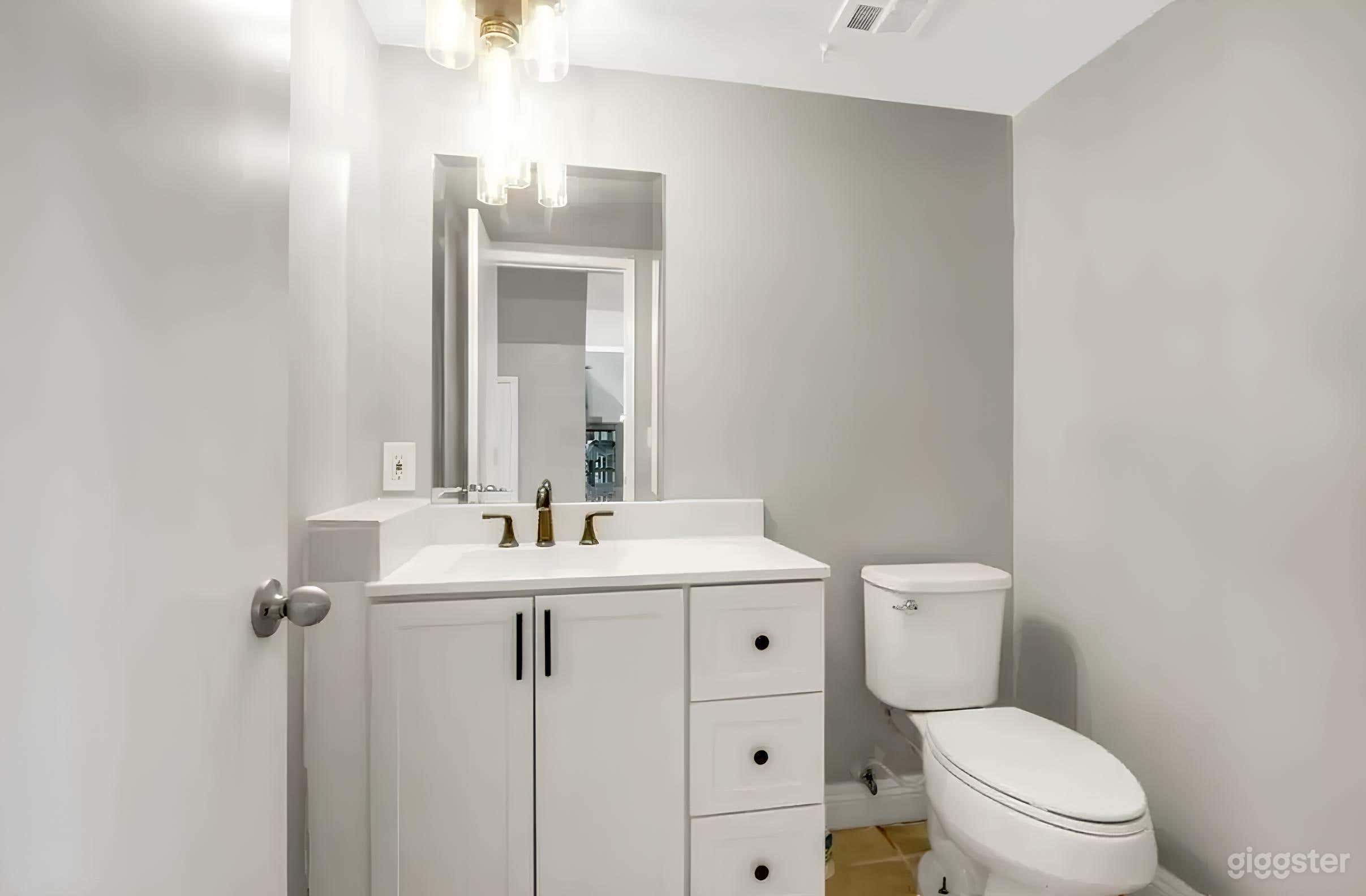 Spacious home in a Historical Neighbor Photo 2