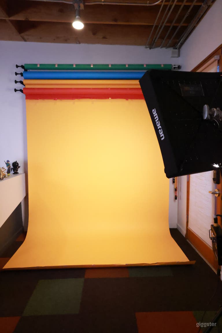  New Cozy Photo Studio located in the heart of Pasadena 