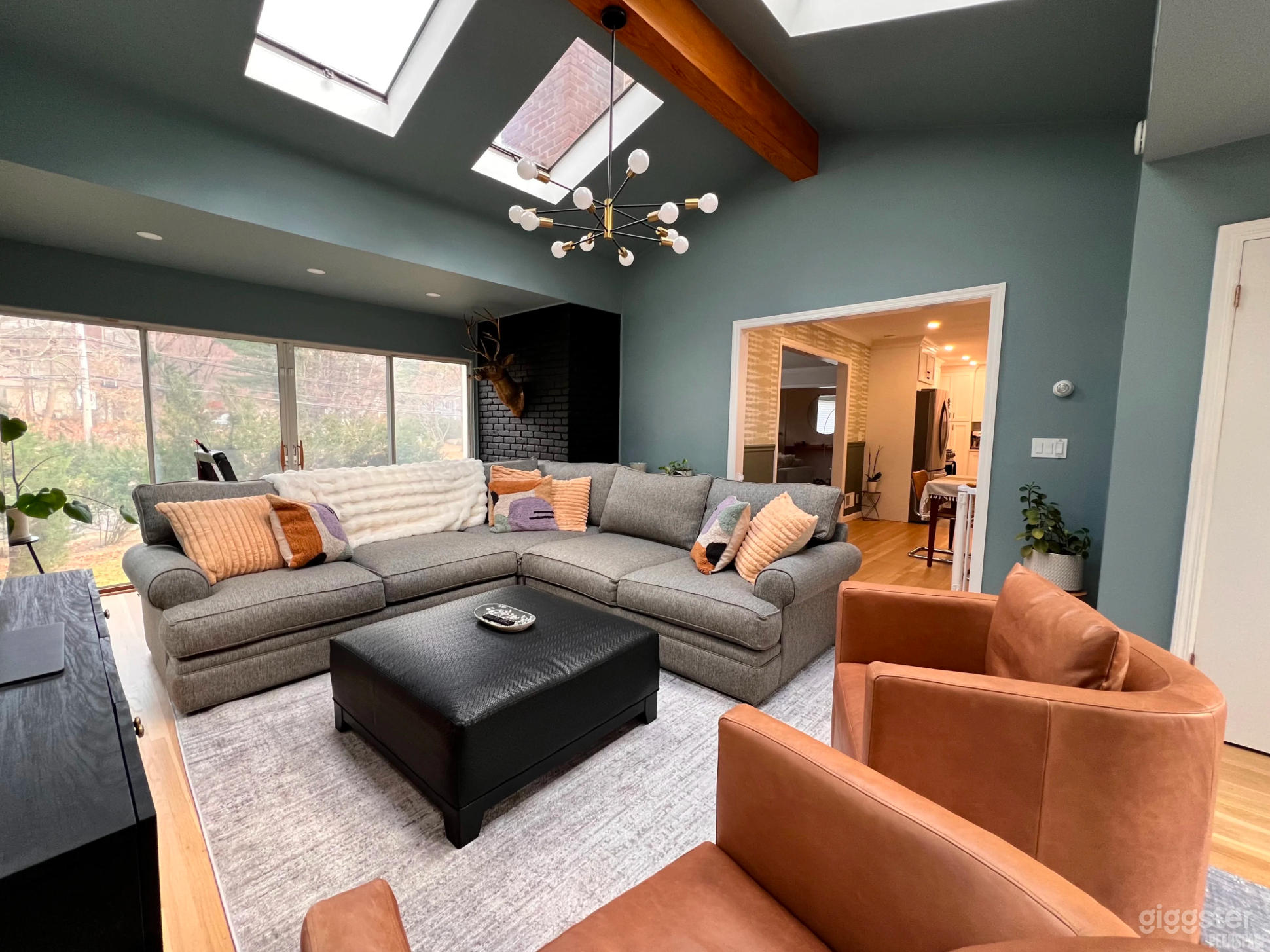 Boho Chic Home with Open Floor Plan and Great Natural Light! Photo 3