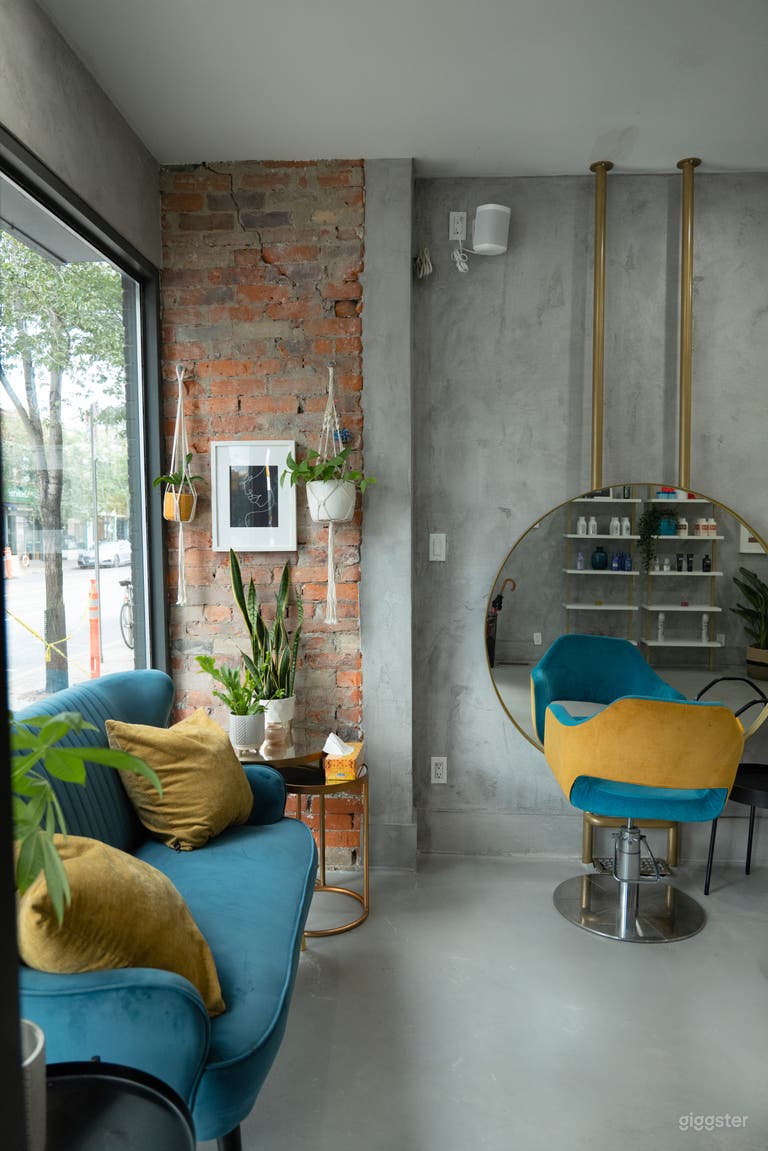  Modern Creative Salon for Film Production & Events 