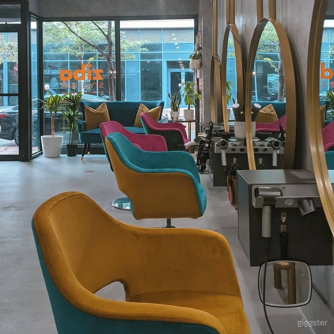 Modern Creative Salon for Film Production &amp; Events Photo 1