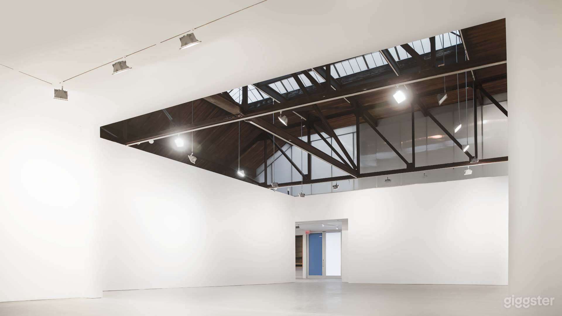 A Modern and Luxurious Studio in Chelsea District Photo 4