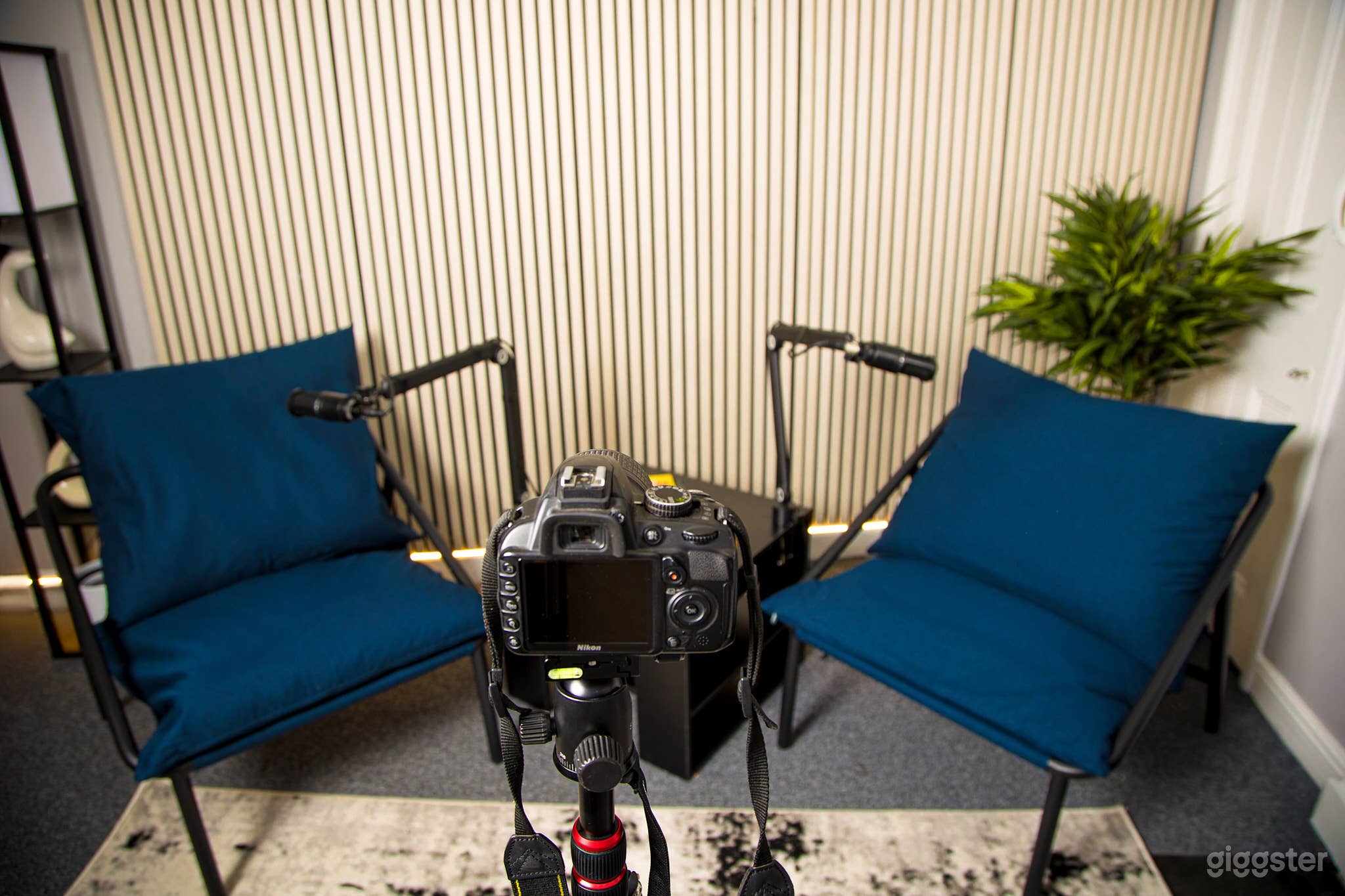 Leeds' Acoustic Gem Perfect for Podcasts and More Photo 4