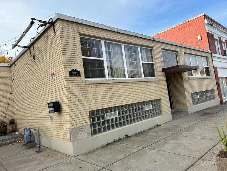  Versatile Outdoor Space & Parking Area 