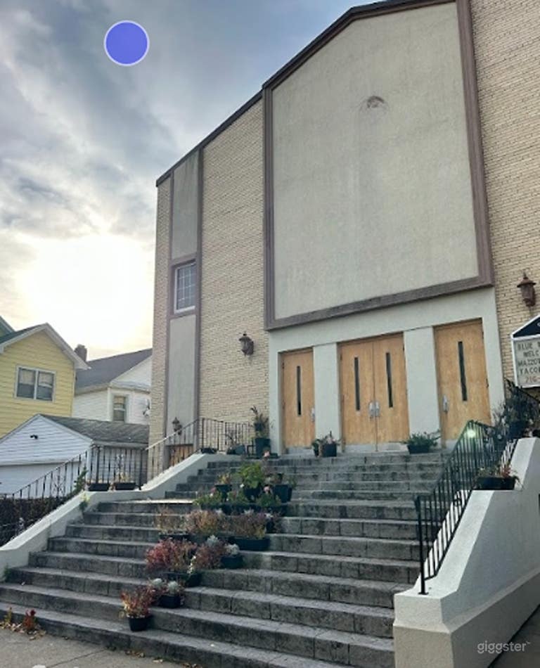  Versatile Outdoor Space & Parking Area 