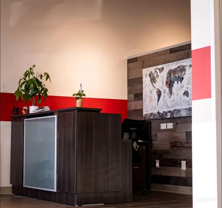  Comfortable Conference Room in Houston TX 