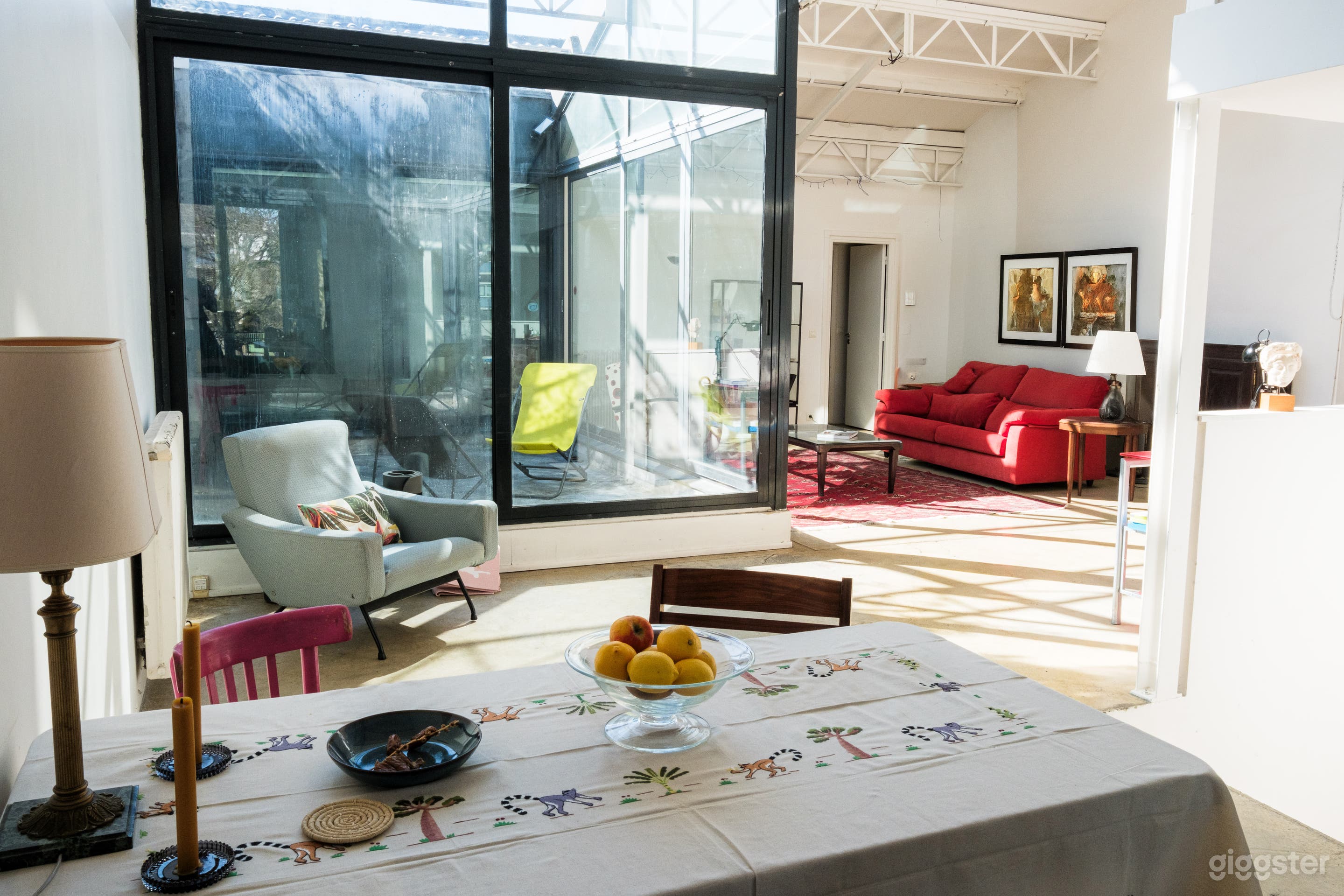 Photo de Loft rare et magnifique avec des espaces de vie et de travail spacieux et pratiques ! 4