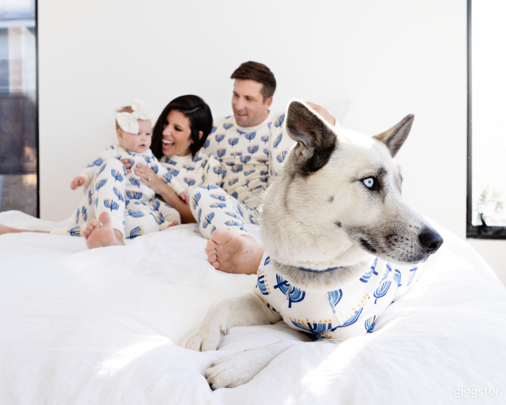 Simple Craftsman Home on Large Lot Photo 3