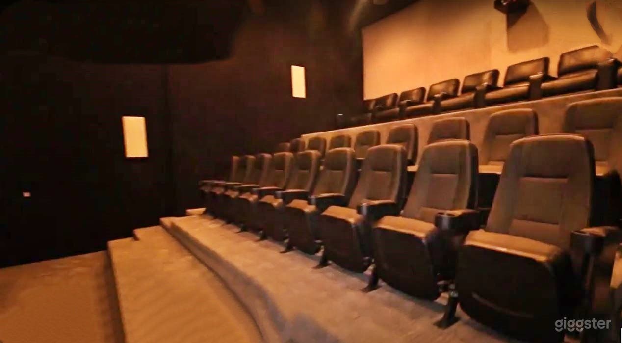Spacious Theater in Canoga Park Photo 4