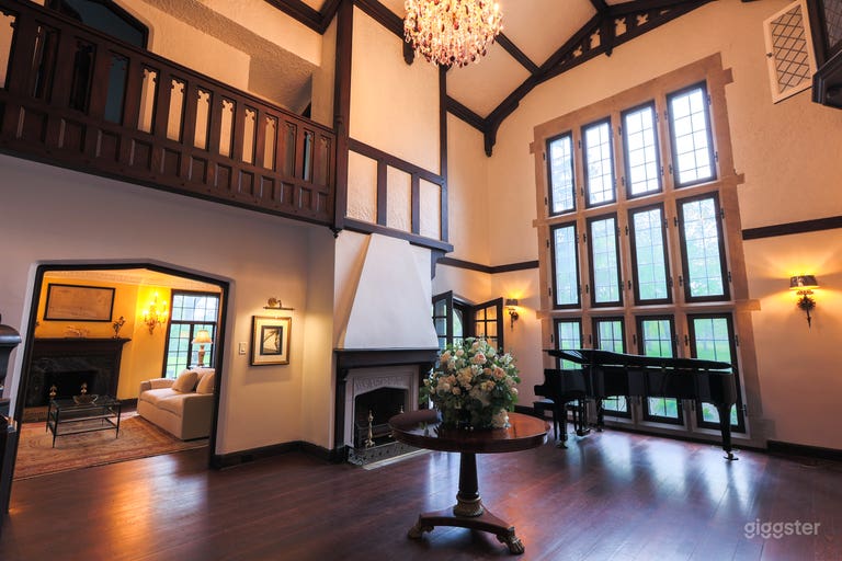  The Rose: Legendary Tudor Once Home to a Queen 