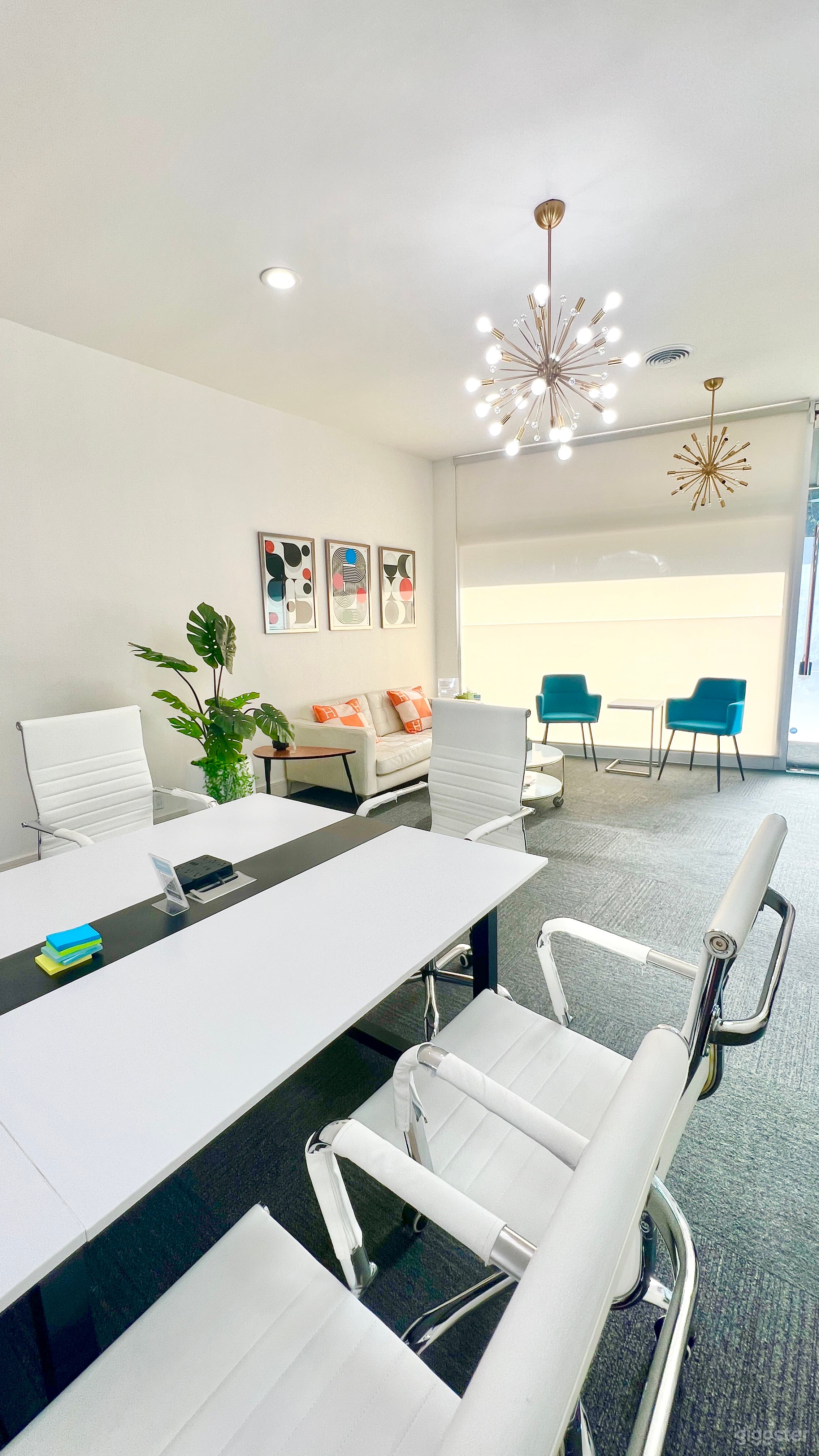 The Hub for Modern Meeting in downtown SM Photo 3