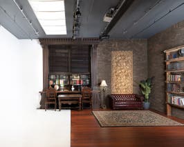  Cabinet library studio with CYC 