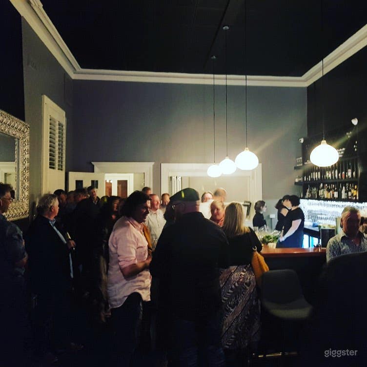 The Lounge Bar Photo 3