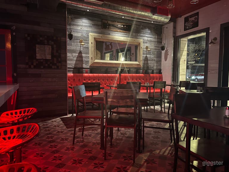  Bayfront Restaurant Ideal for Private Gatherings 