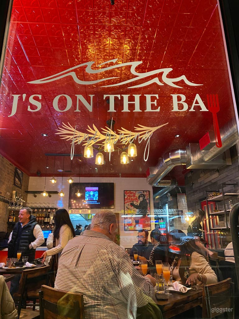  Bayfront Restaurant Ideal for Private Gatherings 