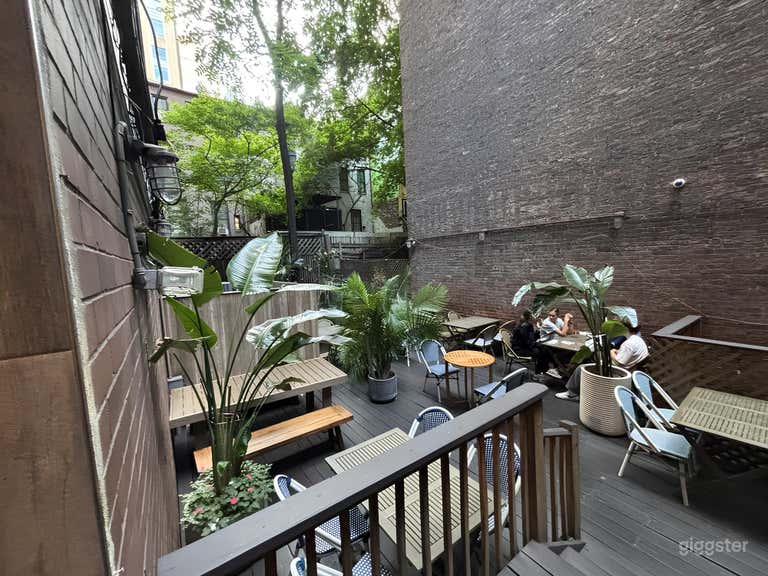  Charming Backyard Oasis 