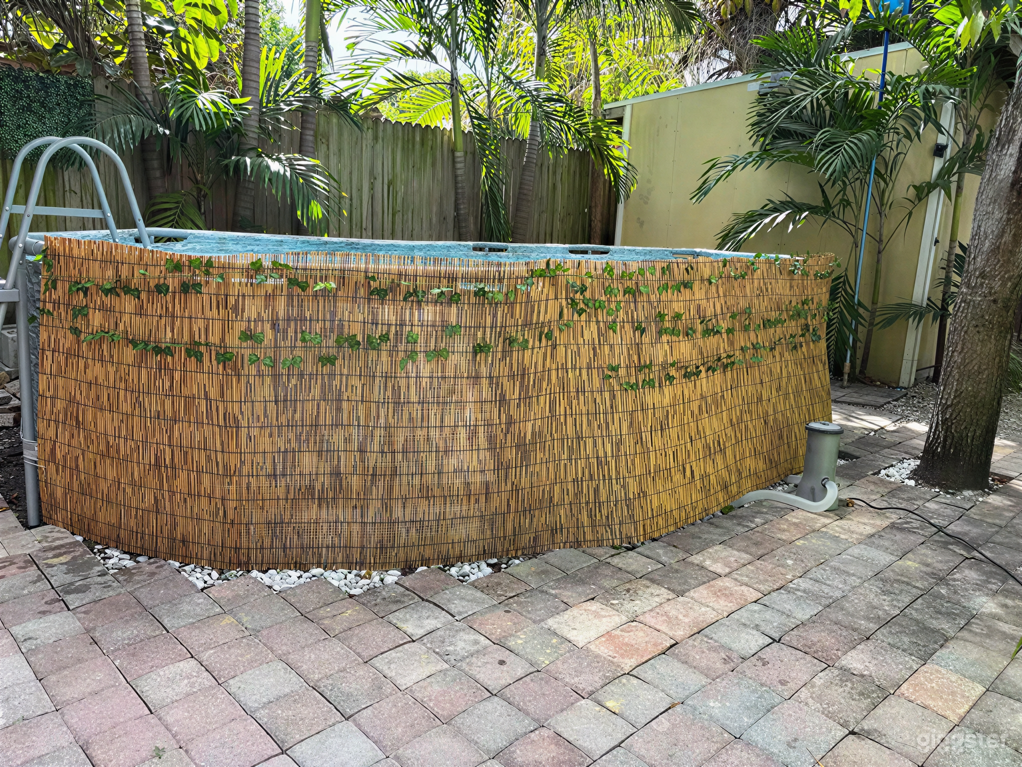 Artistic Jungle Bungalow: Pool, Fire Pit & Large Backyard Photo 2