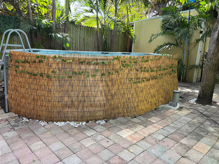  Artistic Jungle Bungalow: Pool, Fire Pit & Large Backyard 