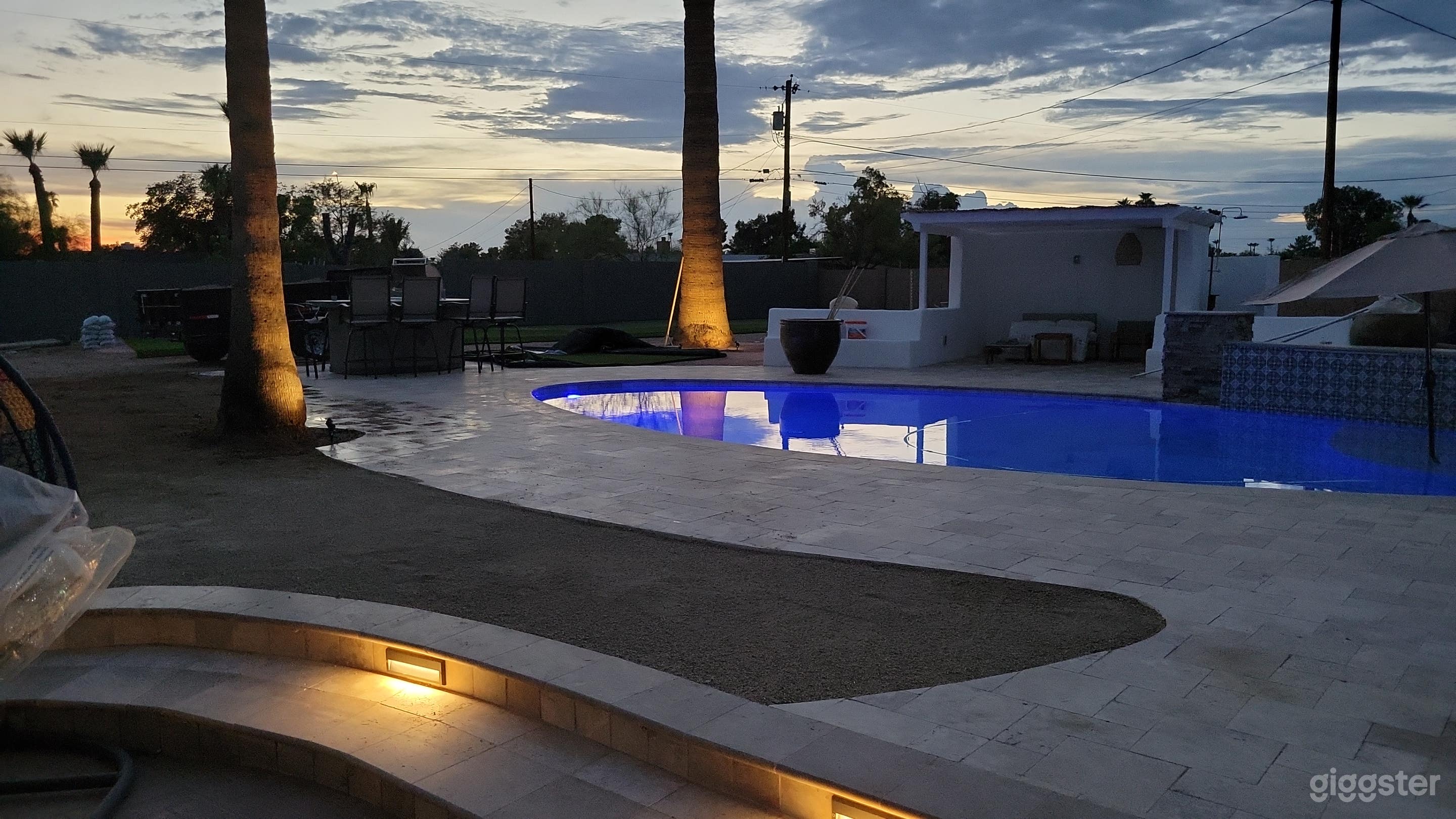Dusk at the pool 