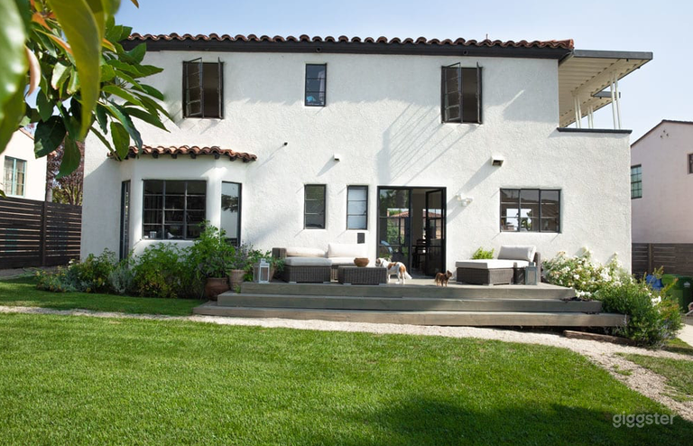  Spanish Home + Photo Studio 