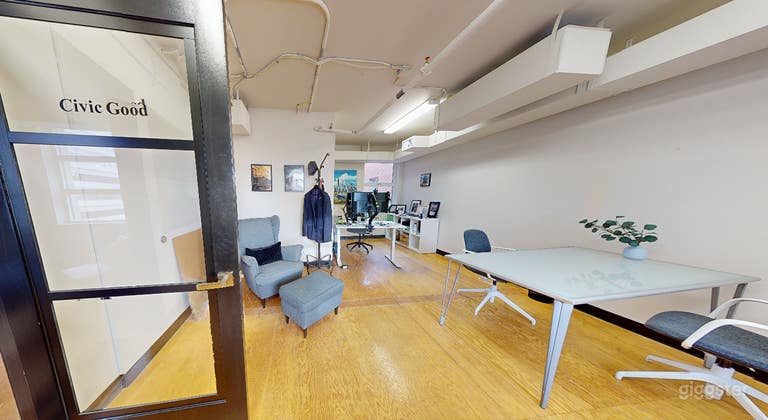  Private Versatile Office Space 