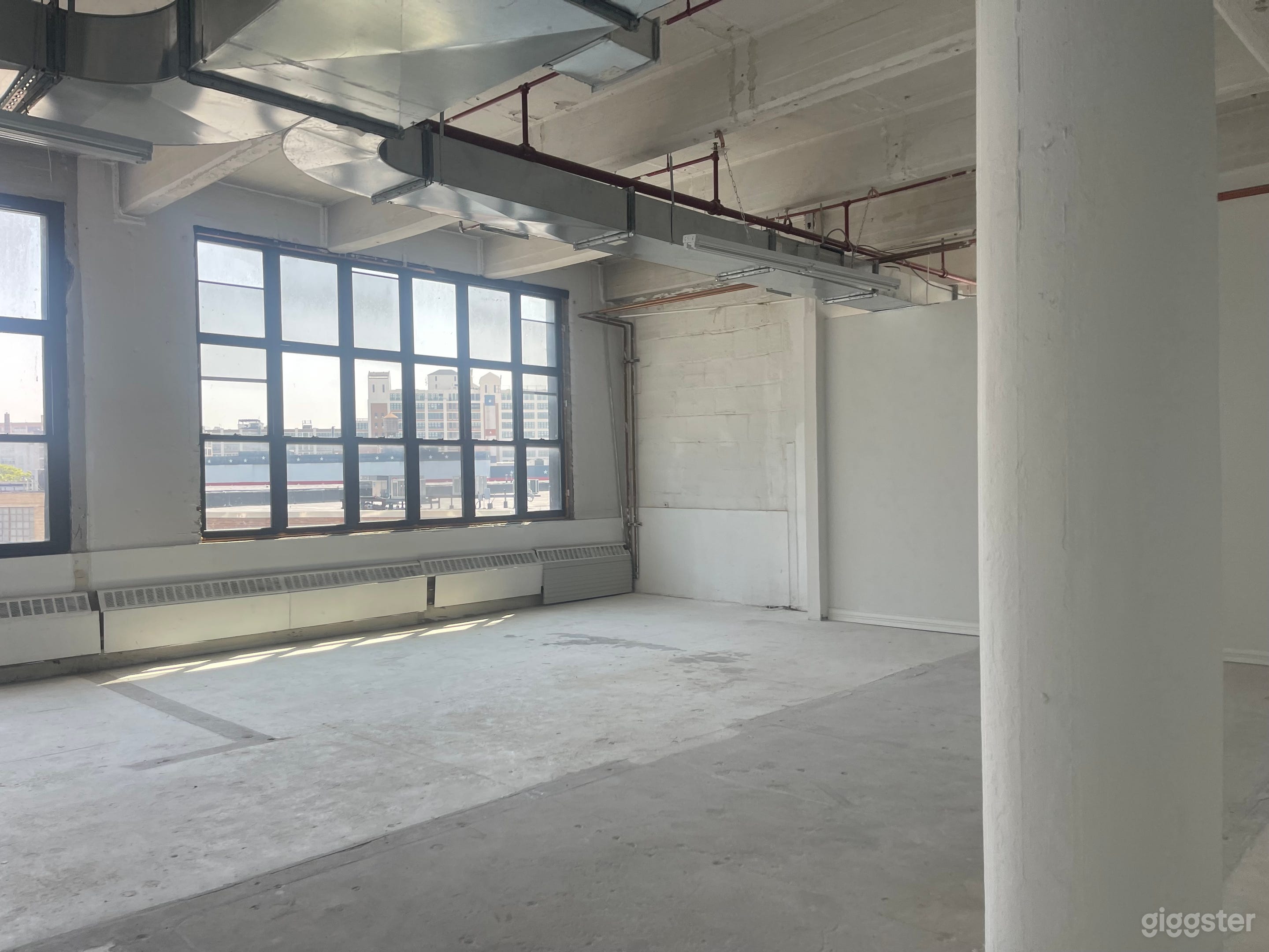 Perfect studio for film or photo Photo 1