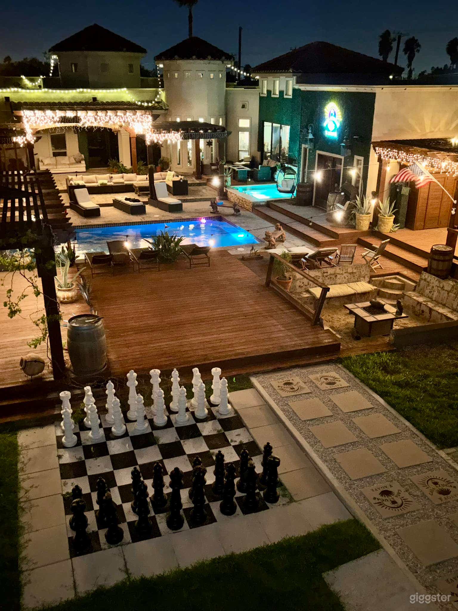 Stunning Outdoor Swimming Pool  Photo 1