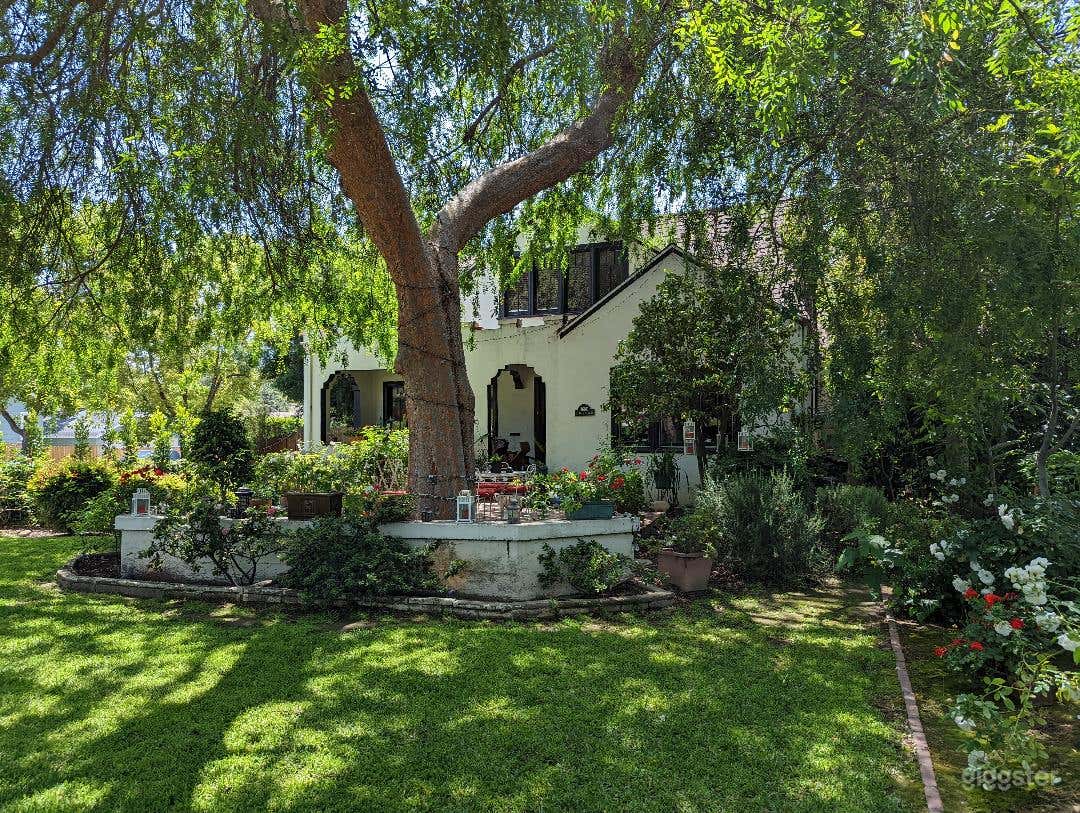 3,000 SF ENGLISH COTTAGE CHARMER + 400 SF COTTAGE Photo 1