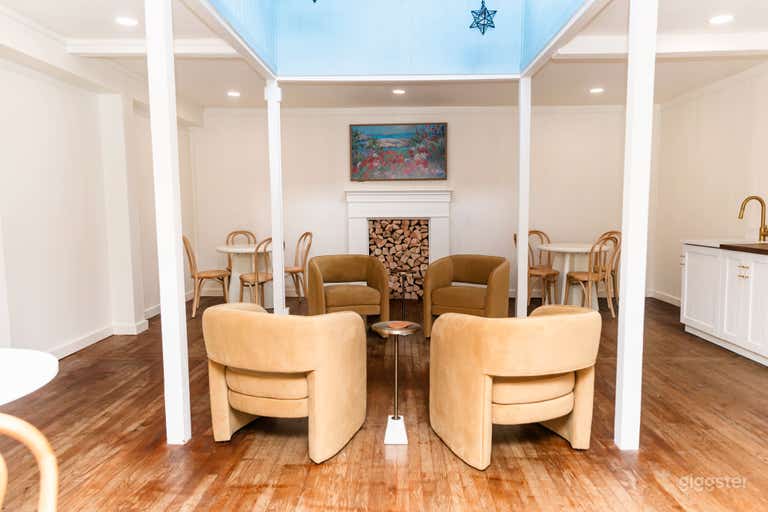 Stylish Intimate Event Venue for Up to 50 Guests 