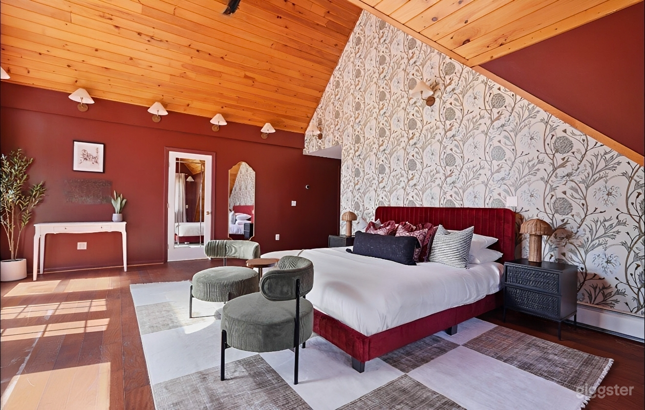 Charming Victorian Catskills Home. Perfect Getaway Photo 2