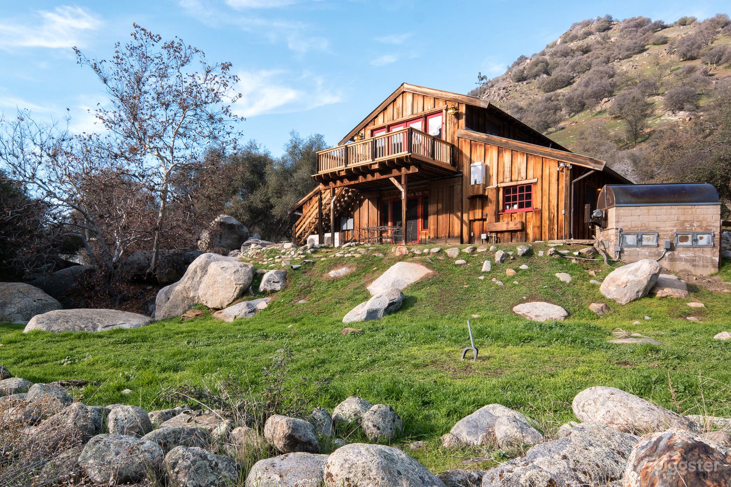 Spacious Country-Style Event Venue in Three Rivers Photo 1