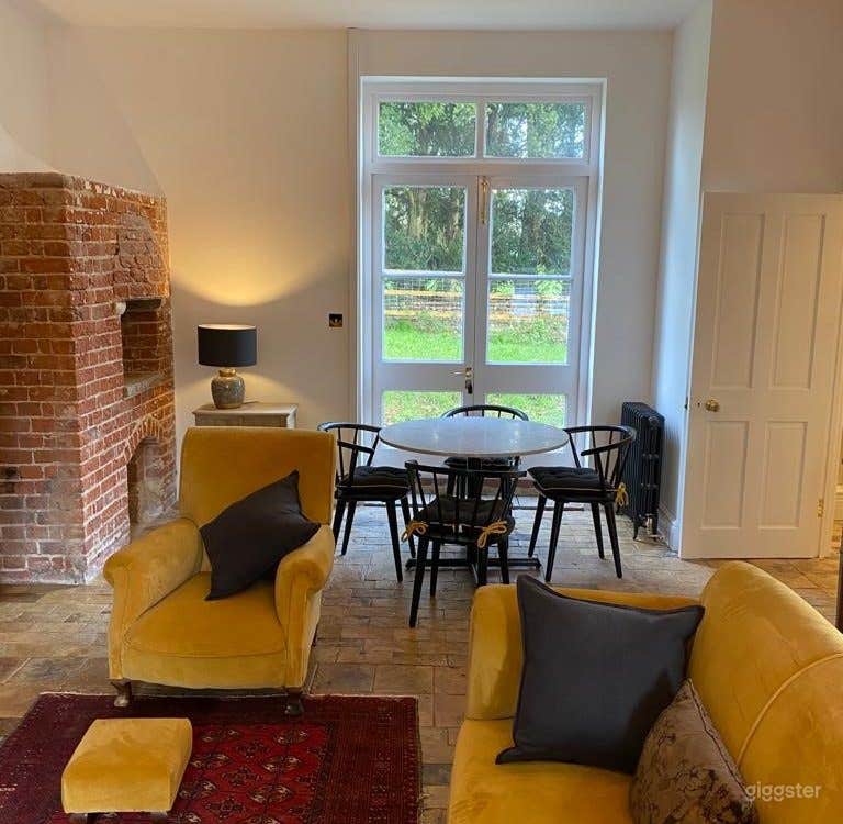 Victorian Manor House Mews Photo 2