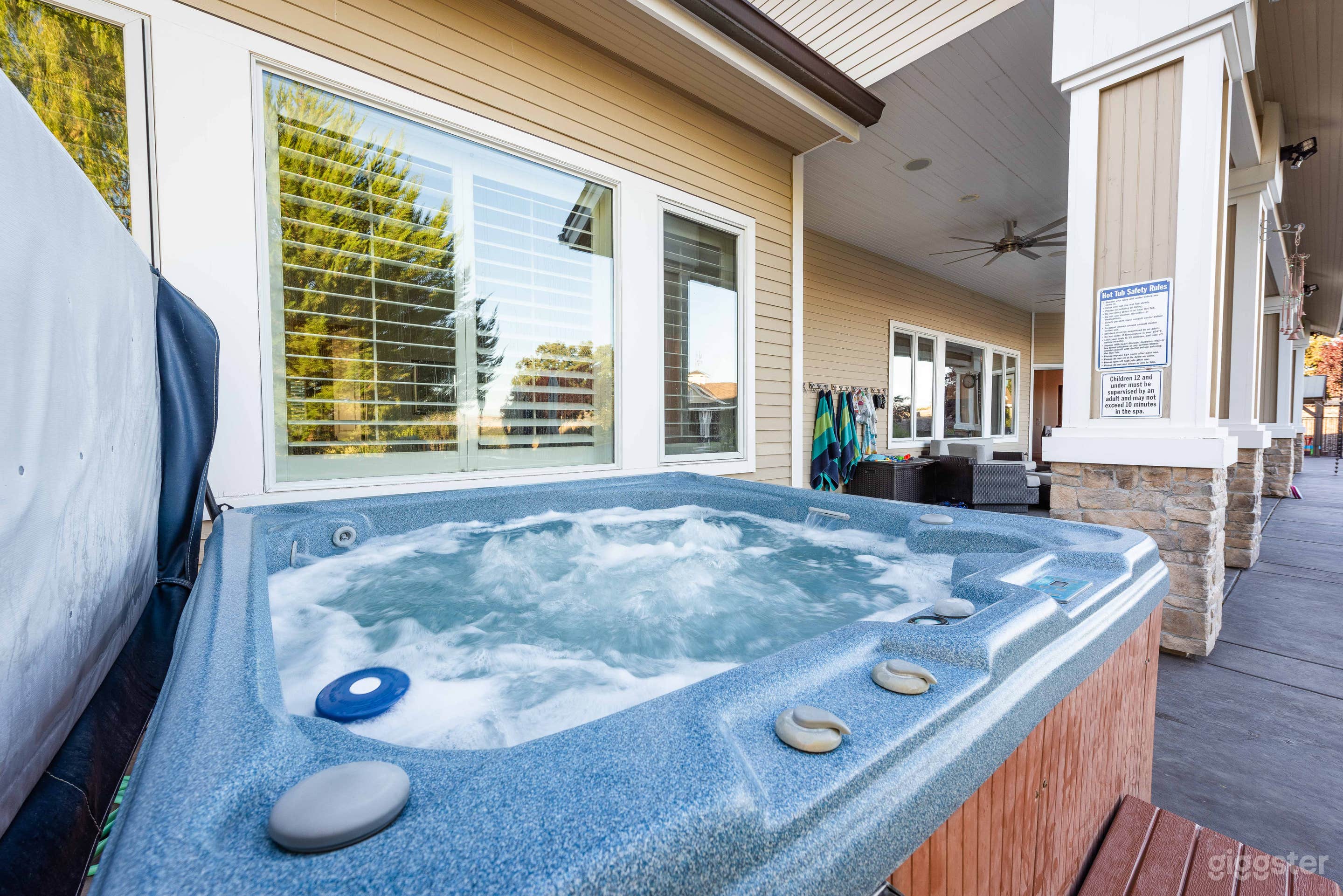 Frontier Farmhouse Photo 3