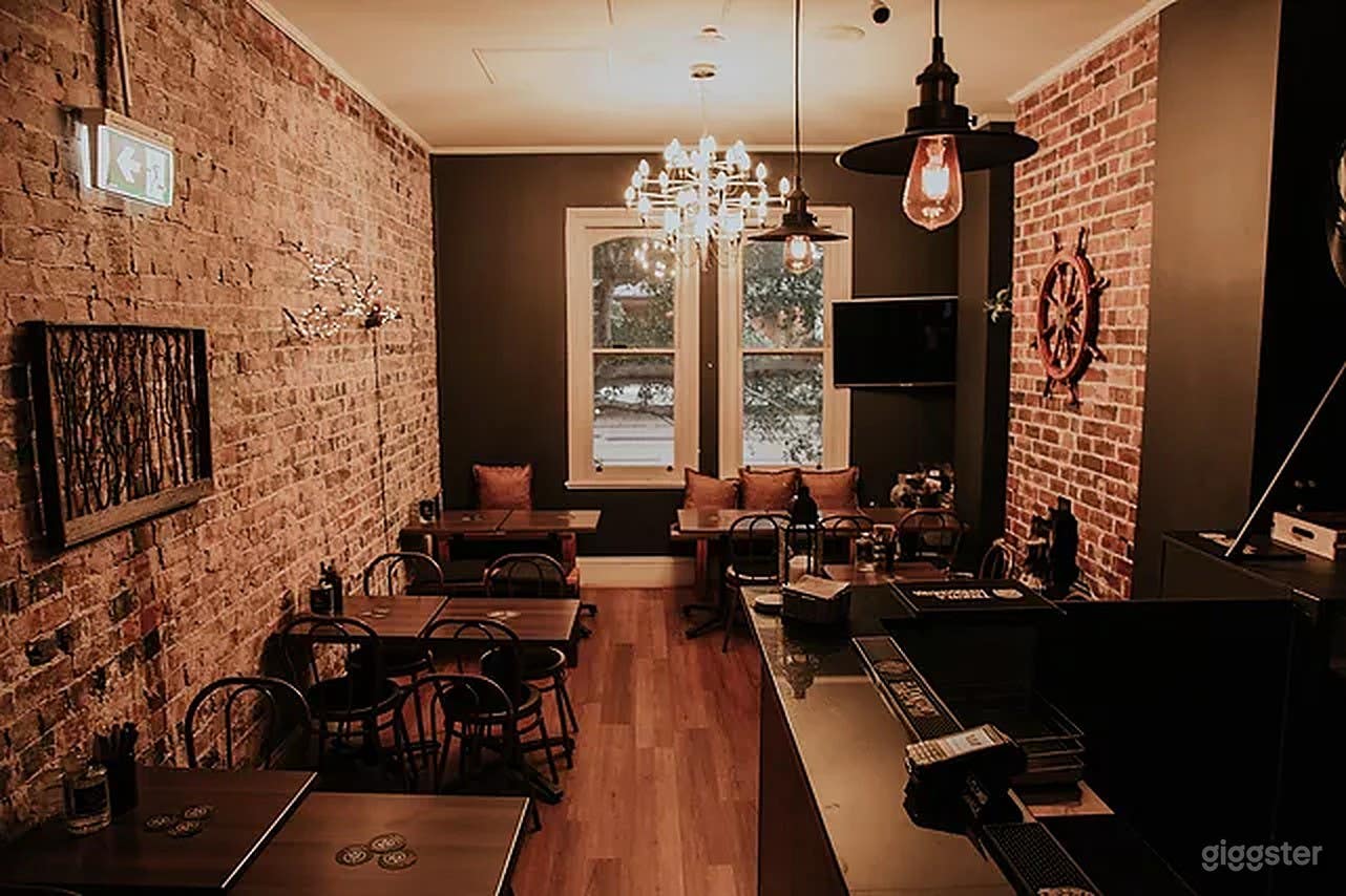 Chimney Room for small Occasion in Sydney Photo 3