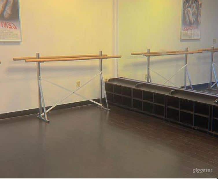 Dance Studio 3 for 10 People Photo 3