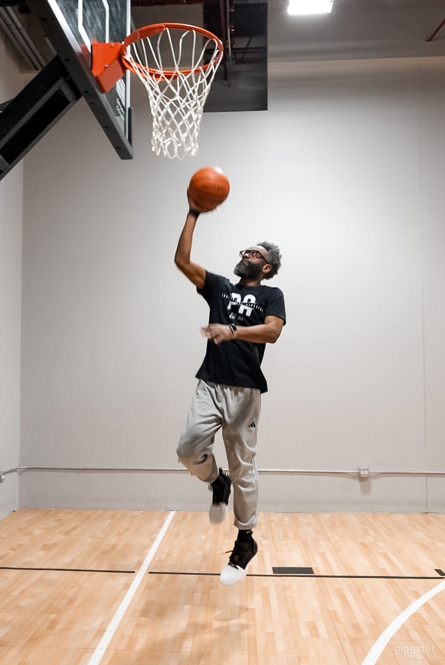 Half court basketball training facility Photo 3