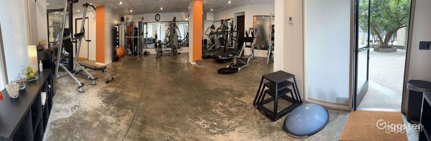 Boutique Fitness Studio in Prime Downtown LA Photo 3