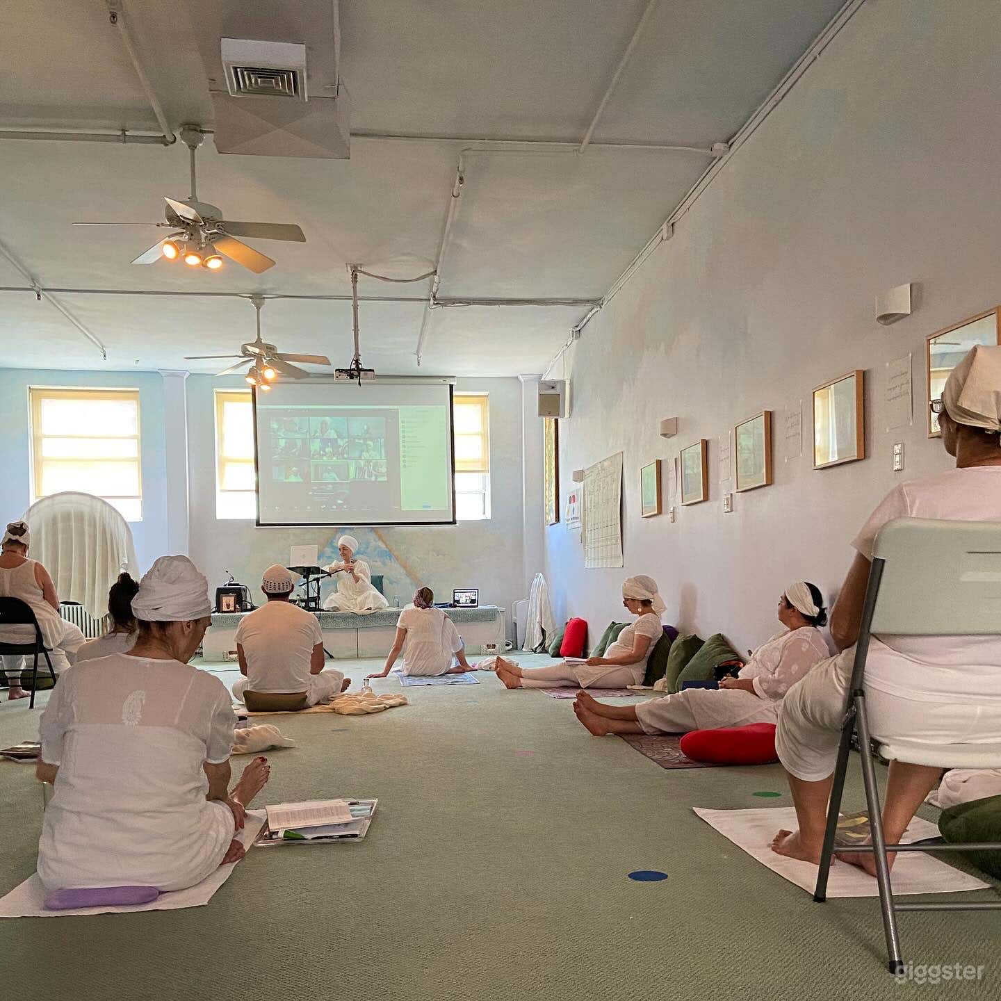 Loft Yoga Studio Photo 1